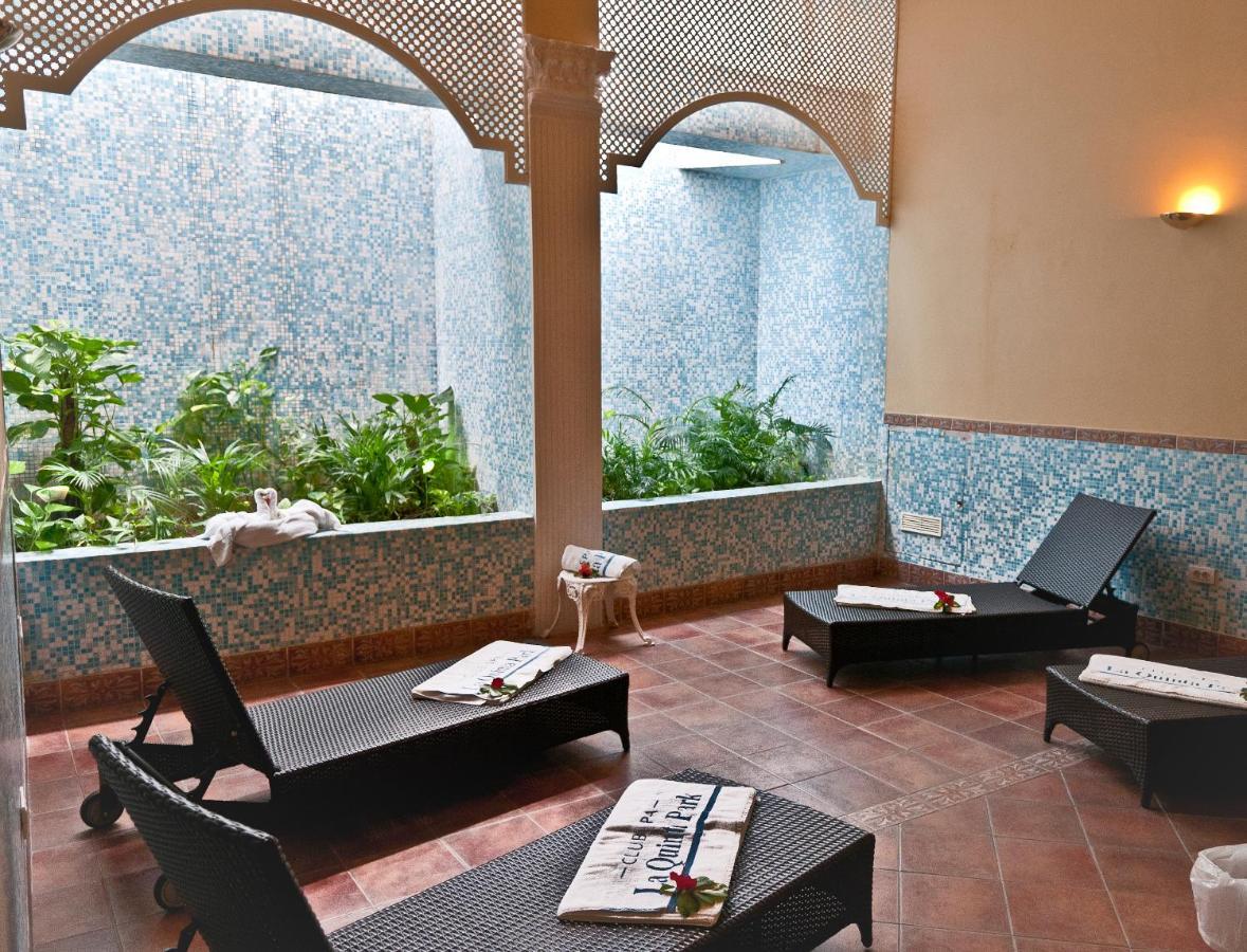 Rf La Quinta Park Suites Santa Úrsula Екстериор снимка
