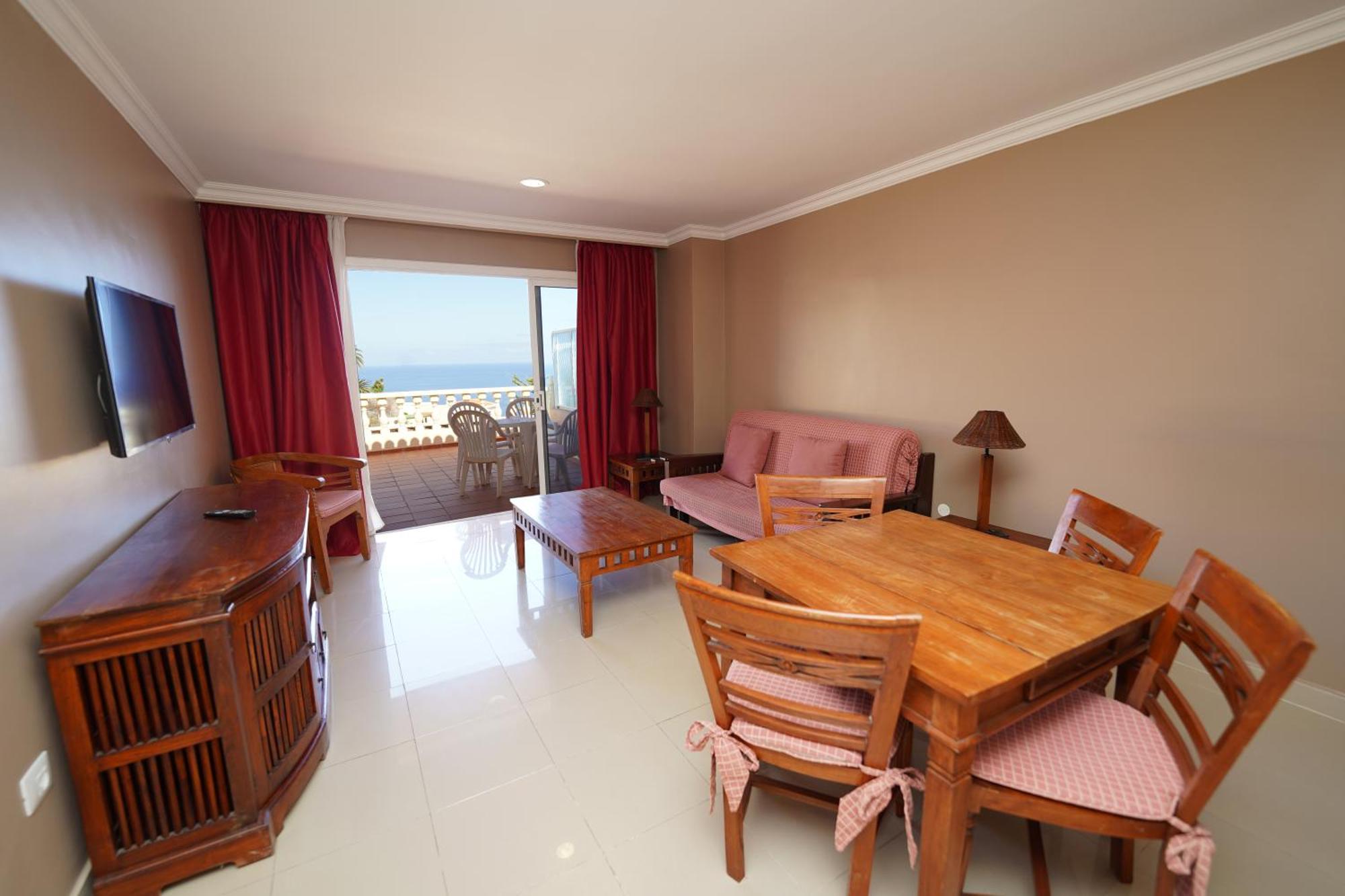 Rf La Quinta Park Suites Santa Úrsula Екстериор снимка