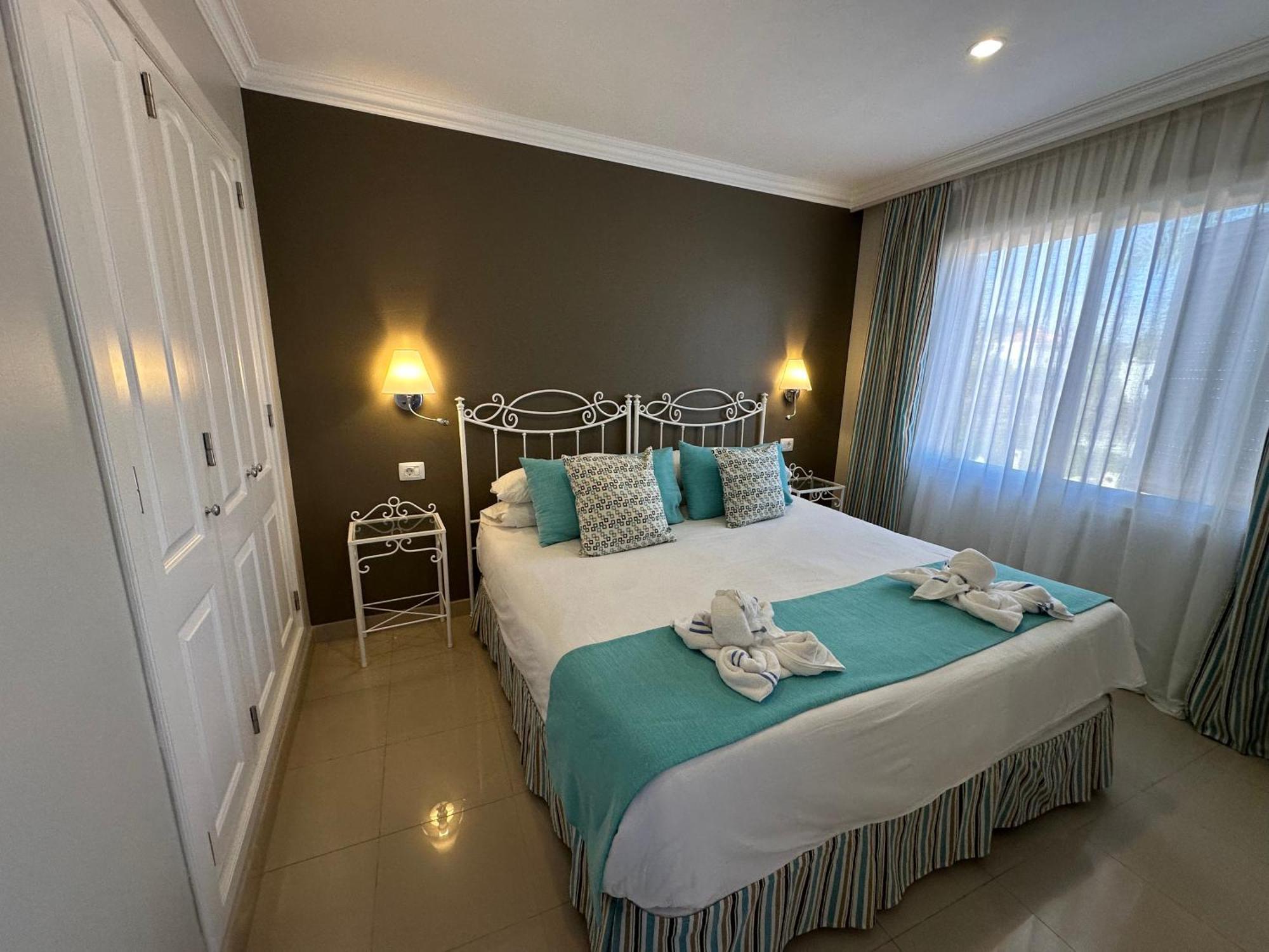 Rf La Quinta Park Suites Santa Úrsula Екстериор снимка